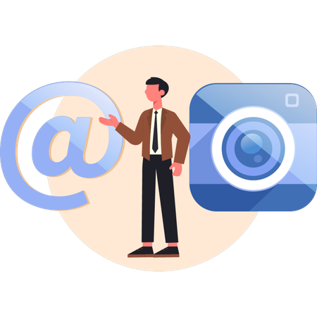 アットマークを付けてカメラを向けるビジネスマン  イラスト