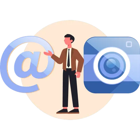 アットマークを付けてカメラを向けるビジネスマン  イラスト