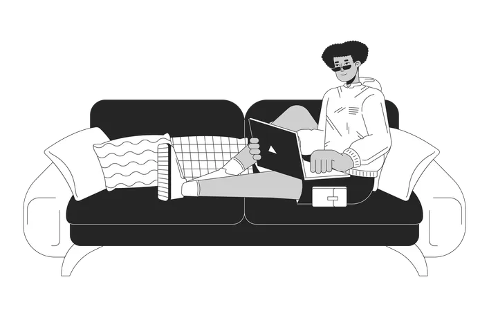 Hombre hispano con portátil sentado en el sofá  Ilustración