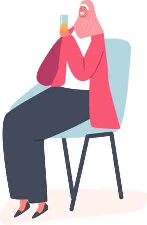 Mujer árabe sentada en una silla y sosteniendo un vaso de jugo  Ilustración
