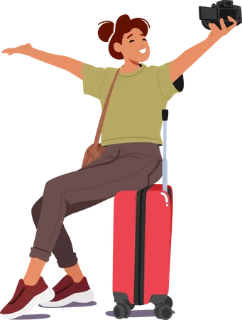 Mulher alegre tirando selfie sentada na bagagem  Ilustração
