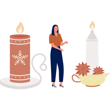 Mulher feliz ao ver a luz de velas do Halloween  Ilustração